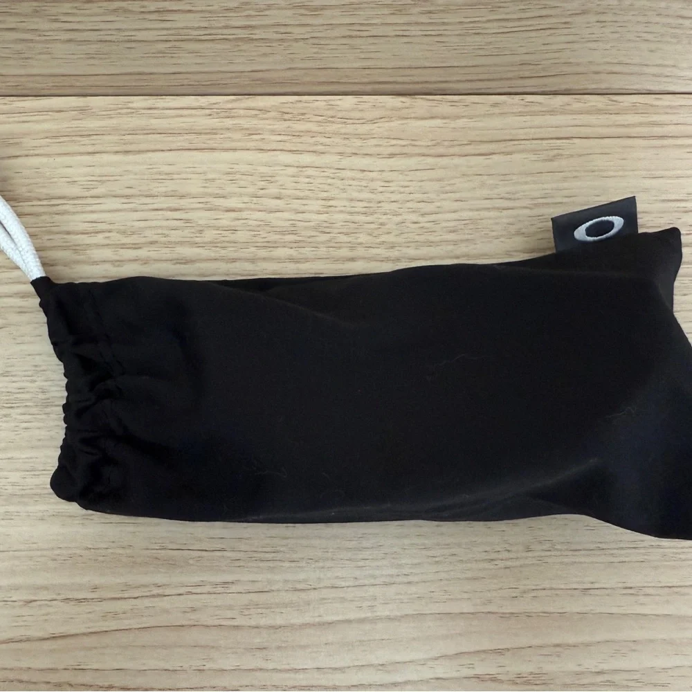Oakley Canteen polarized sunglasses